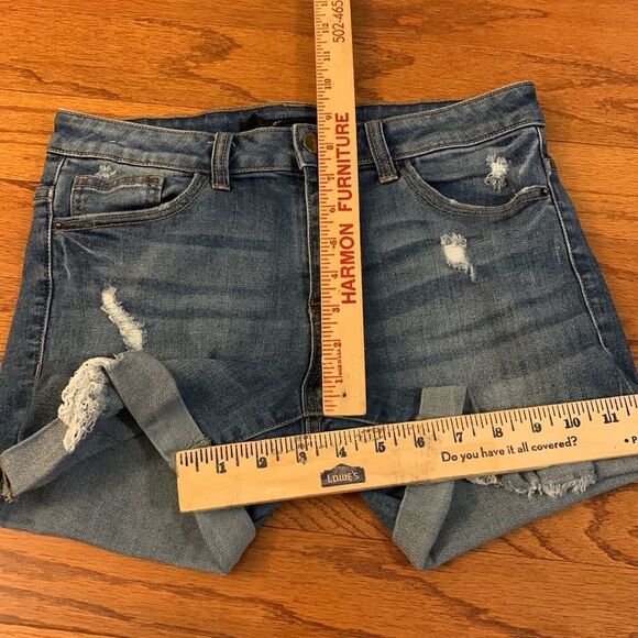 Harper size 28 denim distressed shorts - Picture 3 of 6